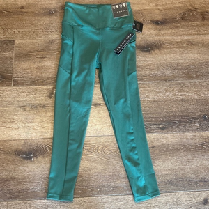 Kay Unger green leggings NWT‎ medium